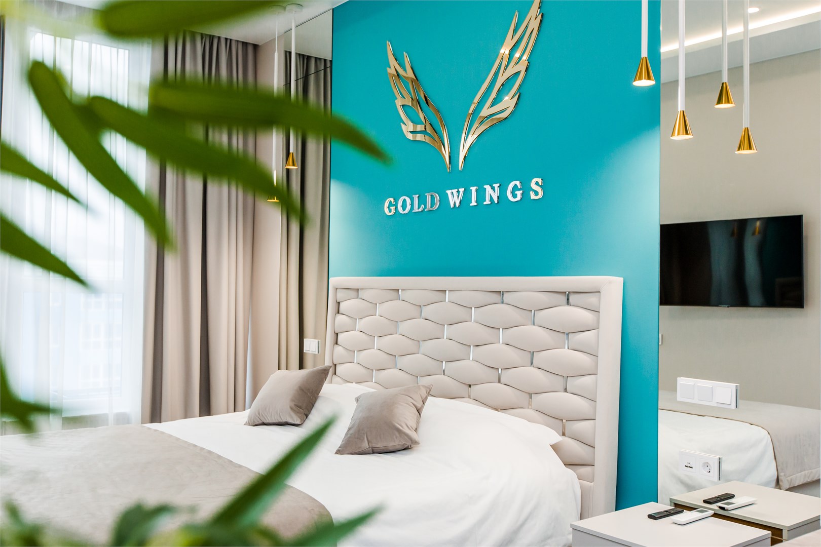 Gold Wings - photo 3