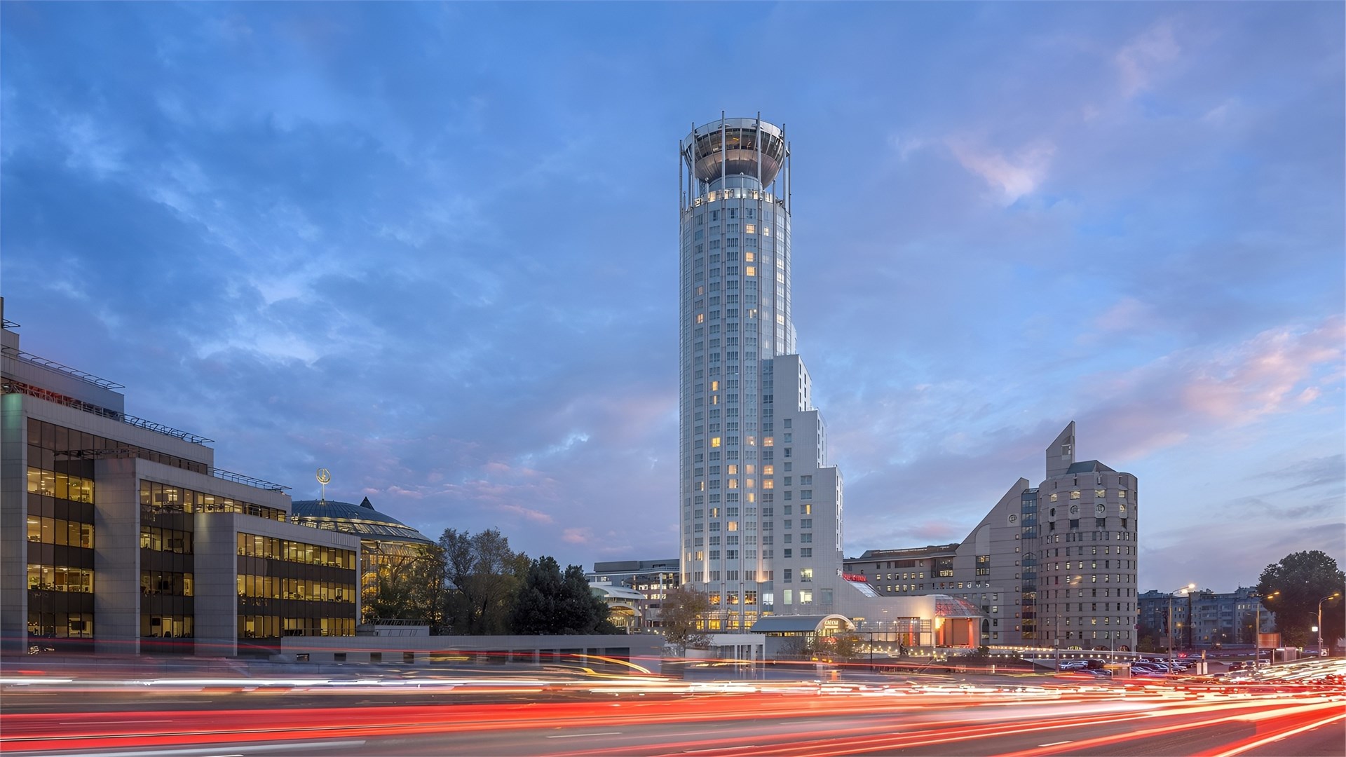 Swissôtel Красные Холмы Москва