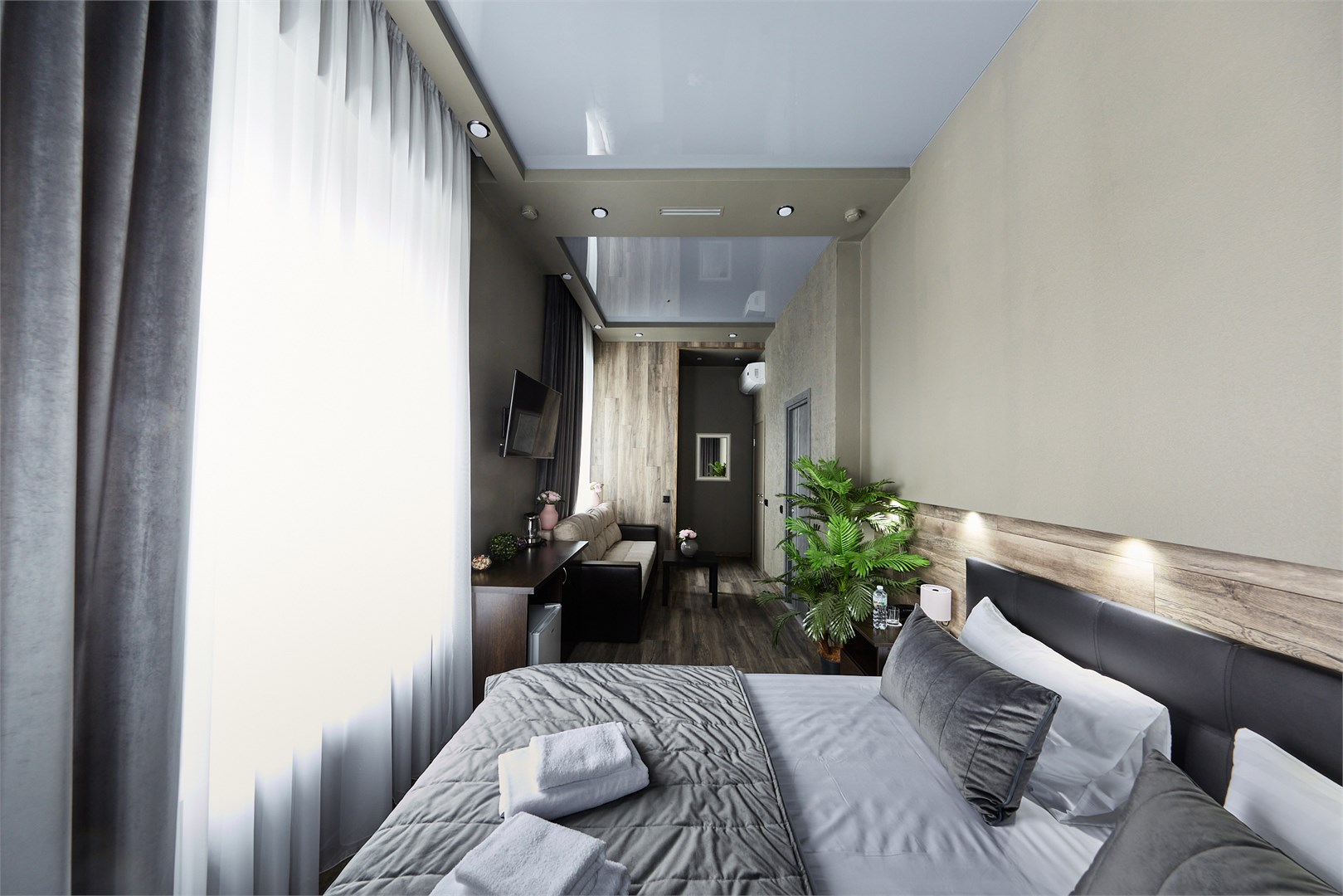 Royal hotel - photo 3