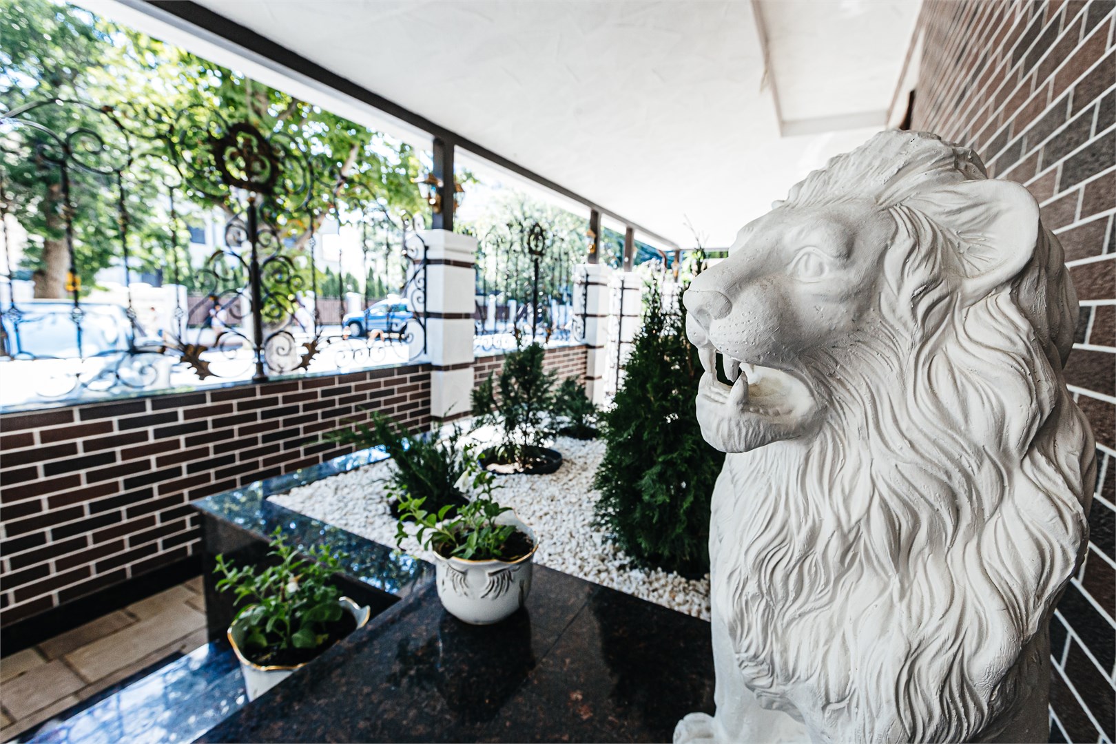 Отель "Monarch" - photo 2