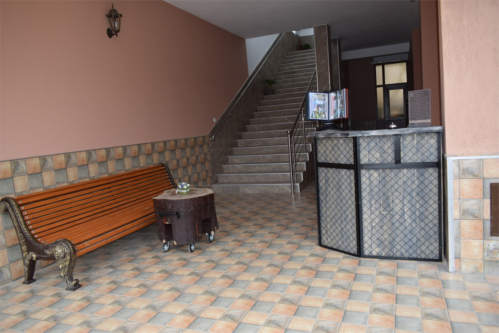 GrandLoo Hotel - photo 2