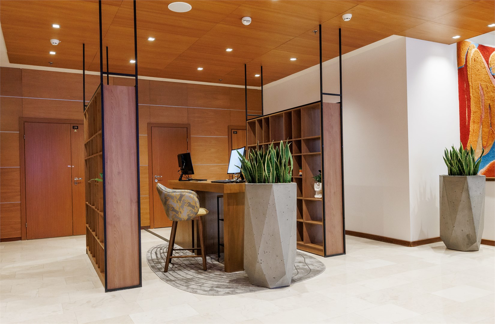 Palace Bridge Hotel - photo 3