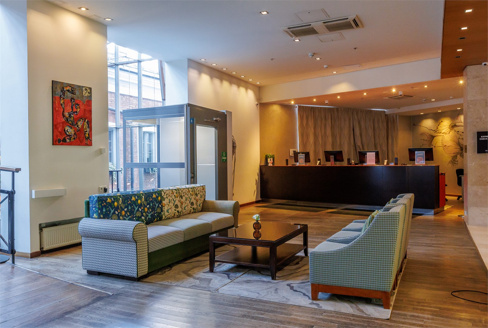 Palace Bridge Hotel - photo 2