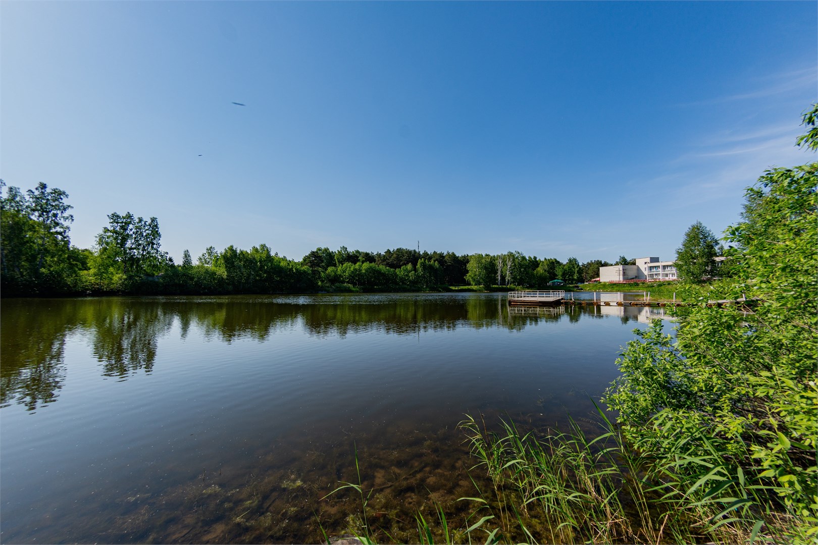 Голубое озеро