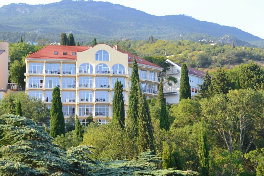 Семейный отель на Отрадной