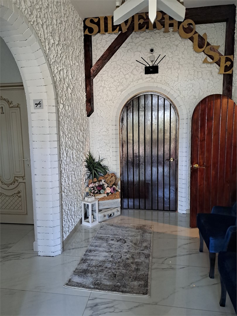 Silver House - photo 2