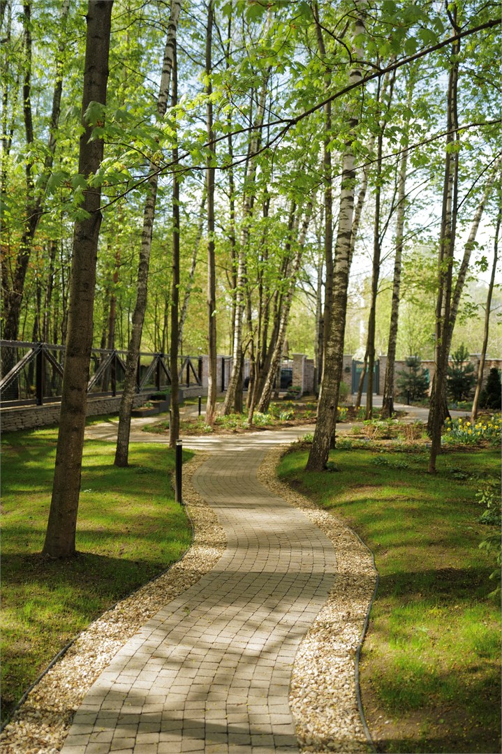 Roka Park Collection