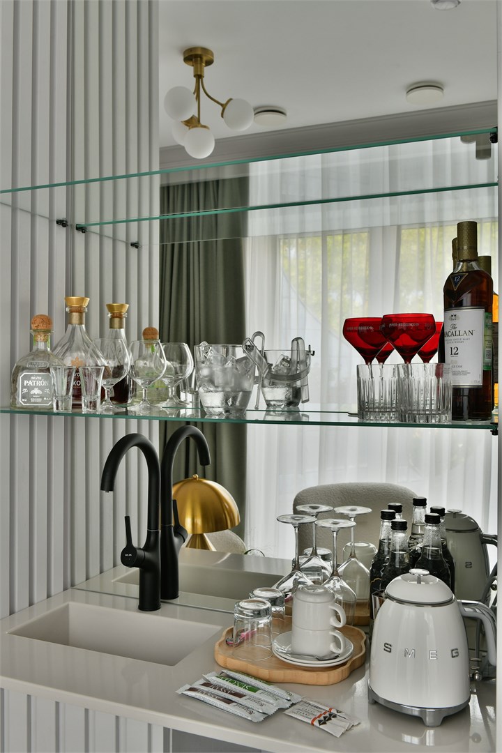Mr. Just's Hotel - photo 5