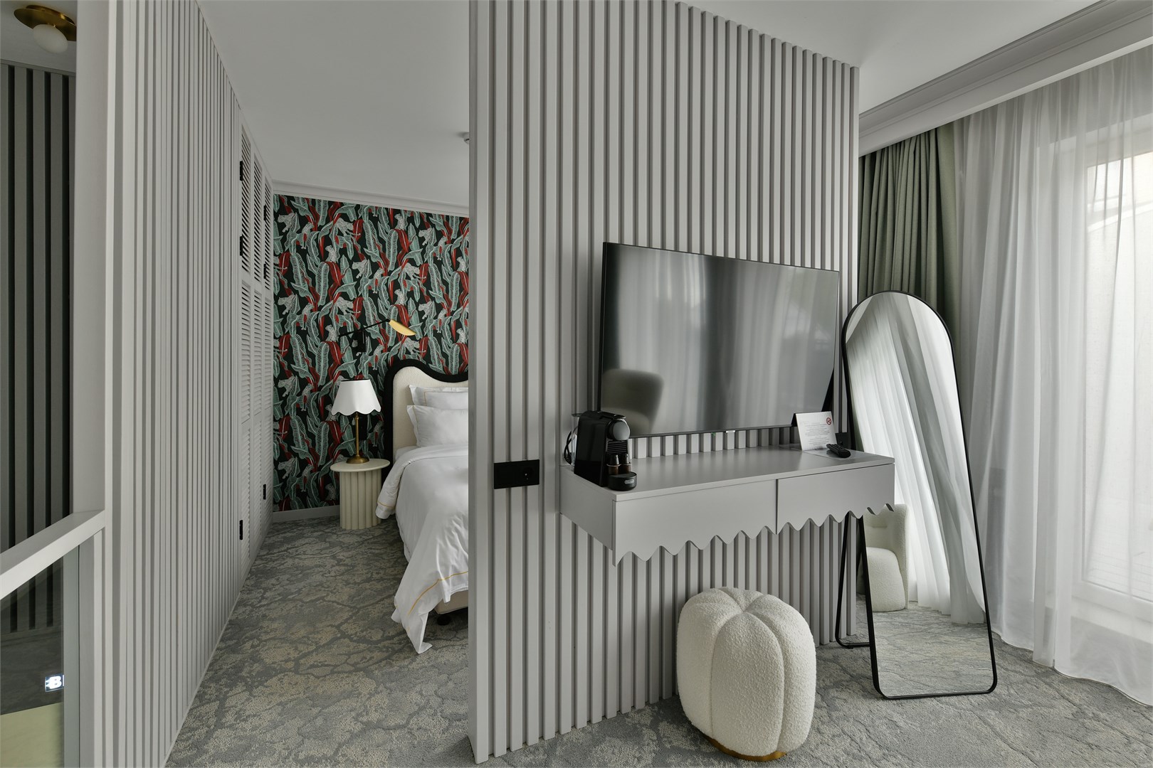 Mr. Just's Hotel - photo 4