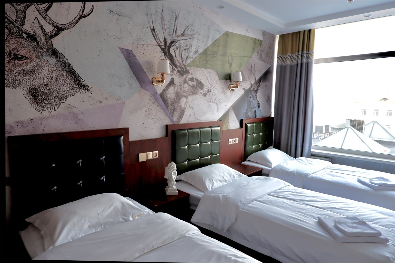 Gray Hotel - photo 4