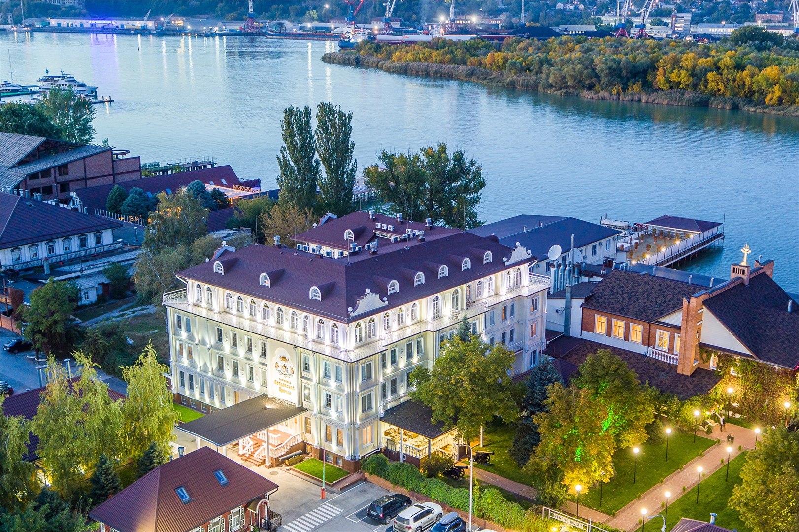Петровский Причал Luxury Hotel&SPA - photo 3