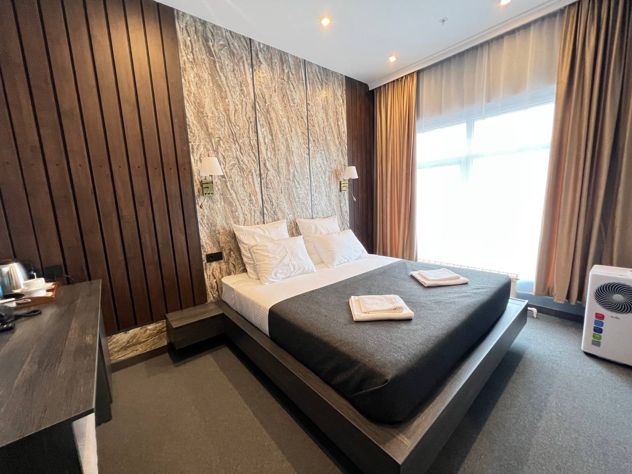 Paradise Hotel - photo 3