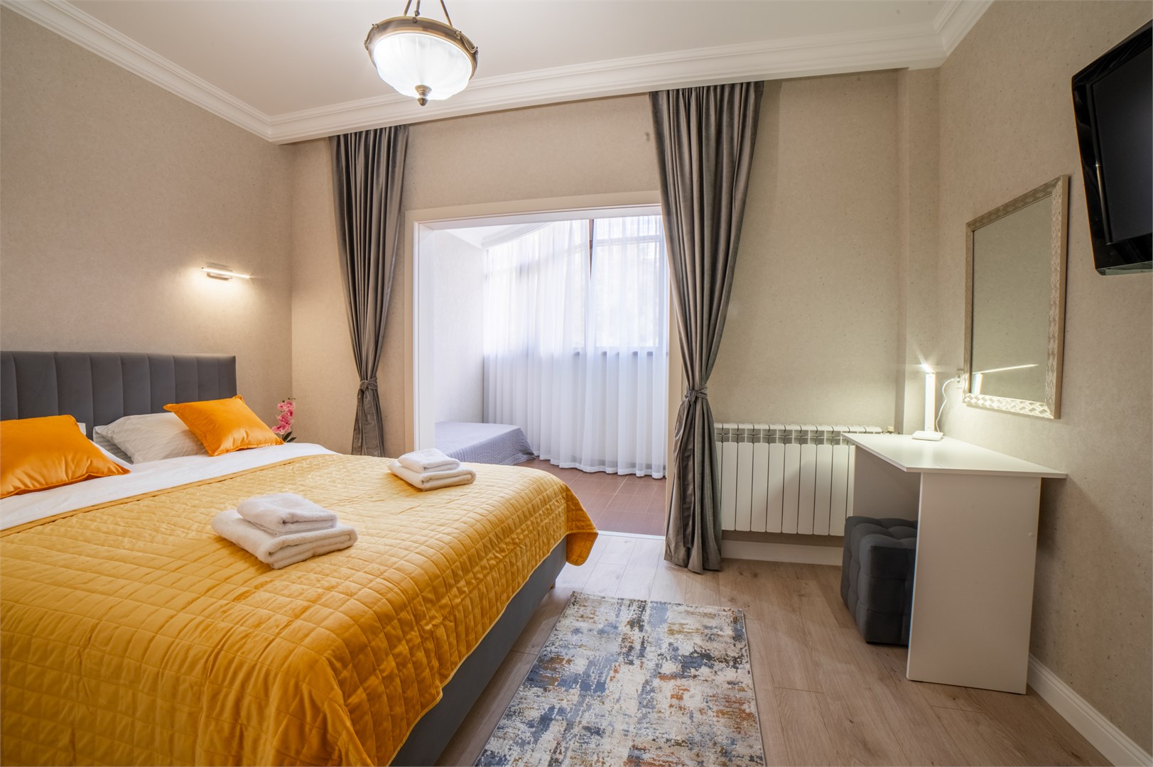 Sun City Apartment - photo 3