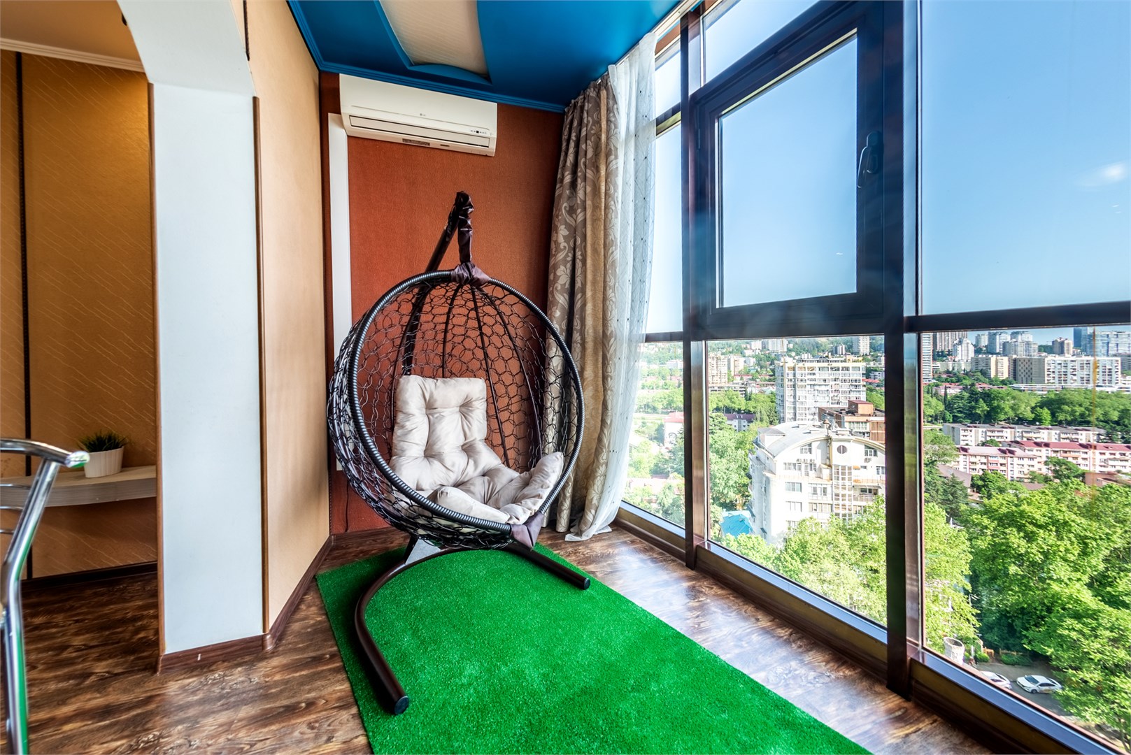 Sun City Apartment - photo 5