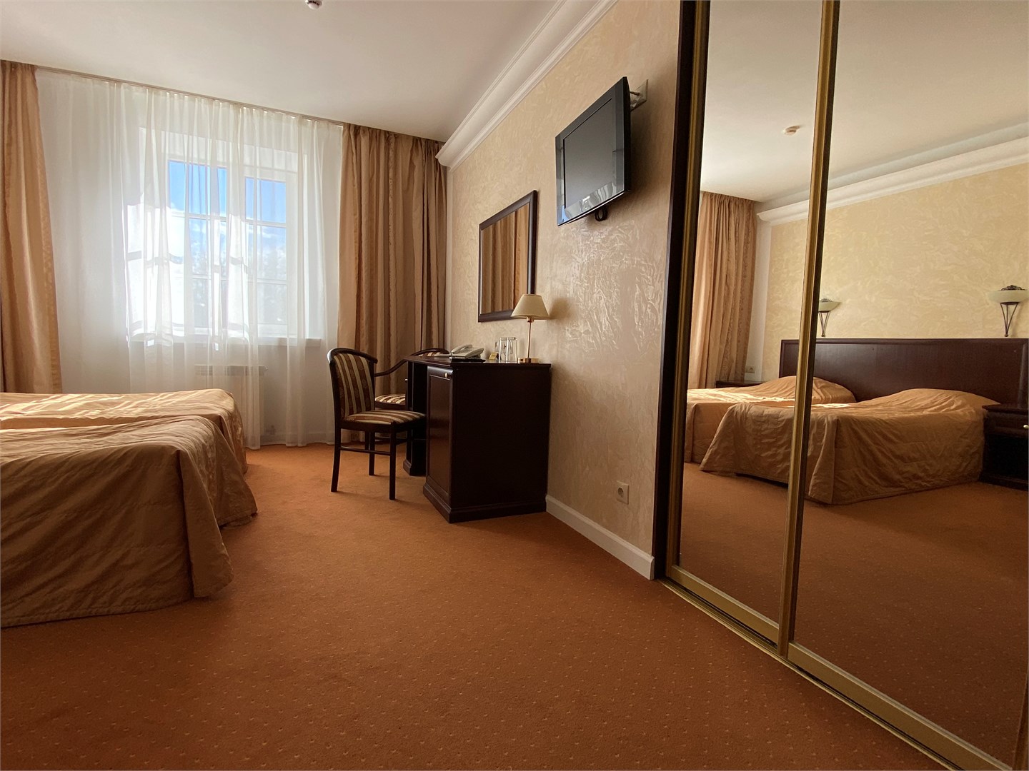 Золотая набережная - photo 3