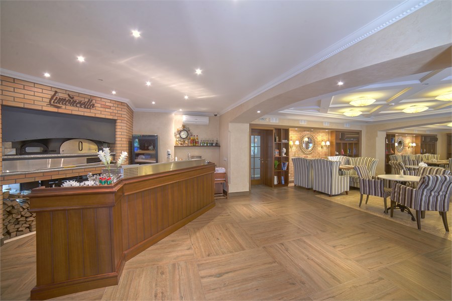 АВРОРА ПАРК ОТЕЛЬ - photo 4