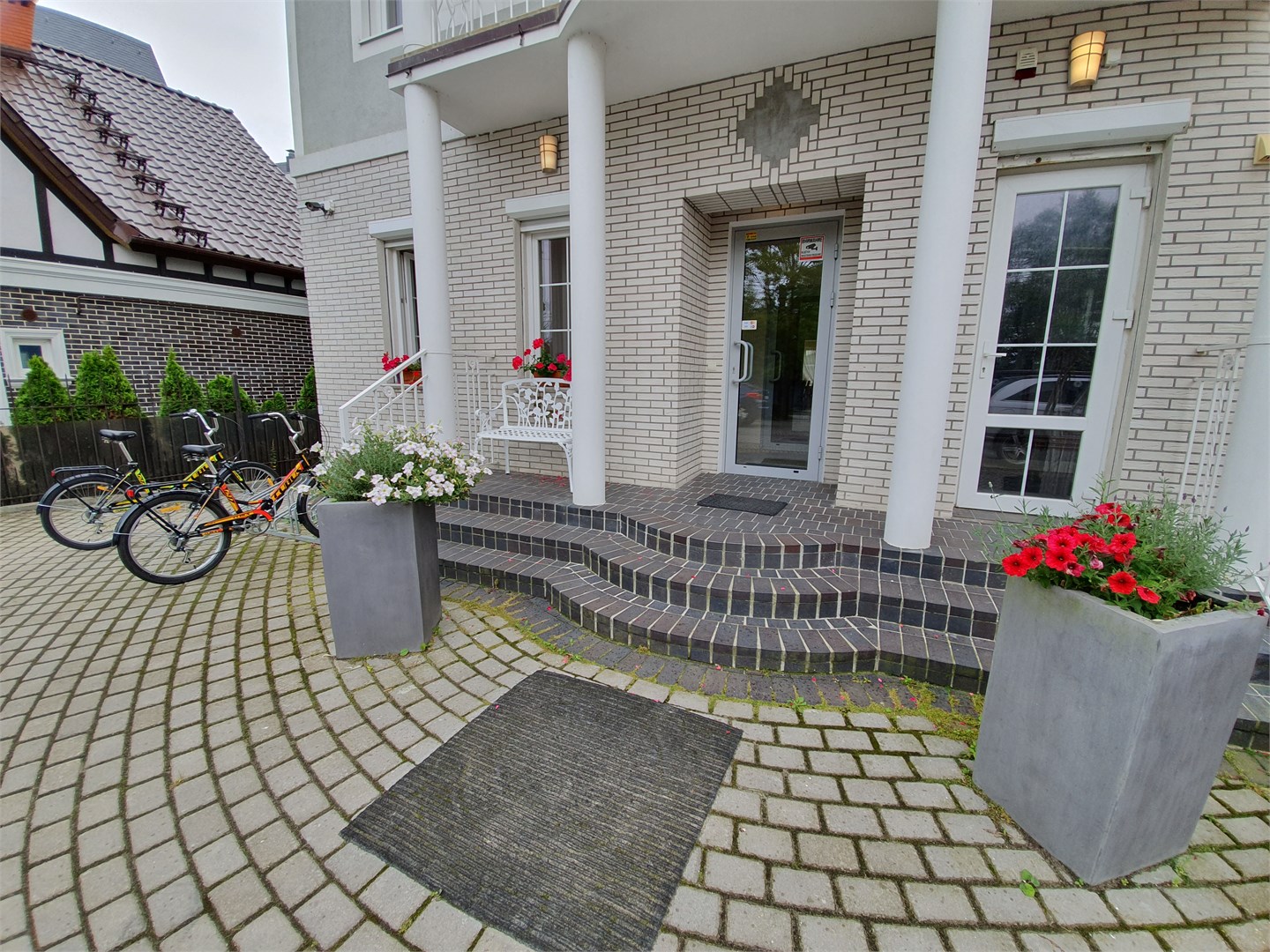 Amber Season Hotel (Отель Янтарный сезон) - photo 2