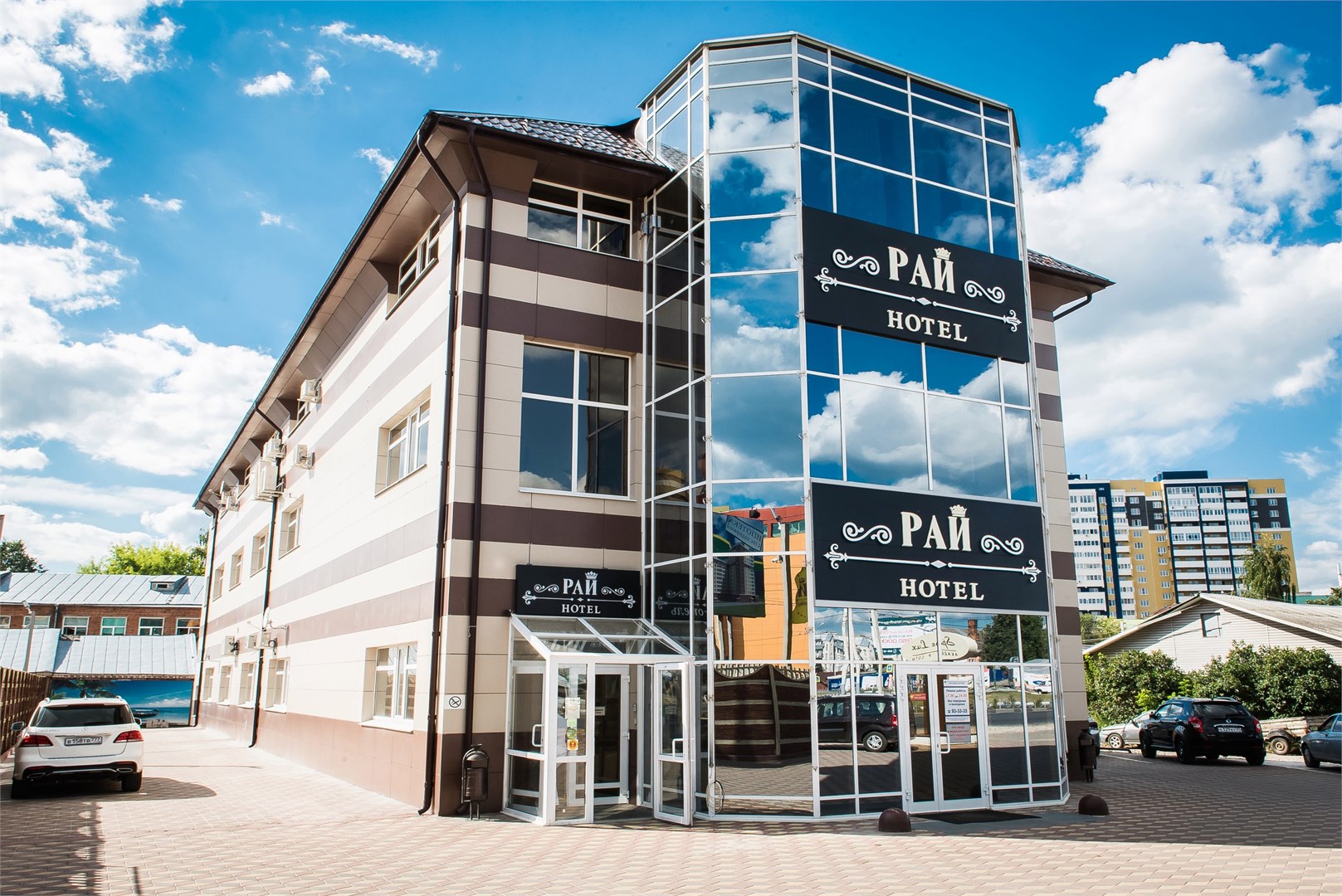 Отель Рай