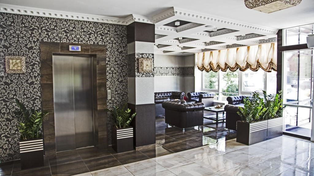 Мартон Стачки - photo 3