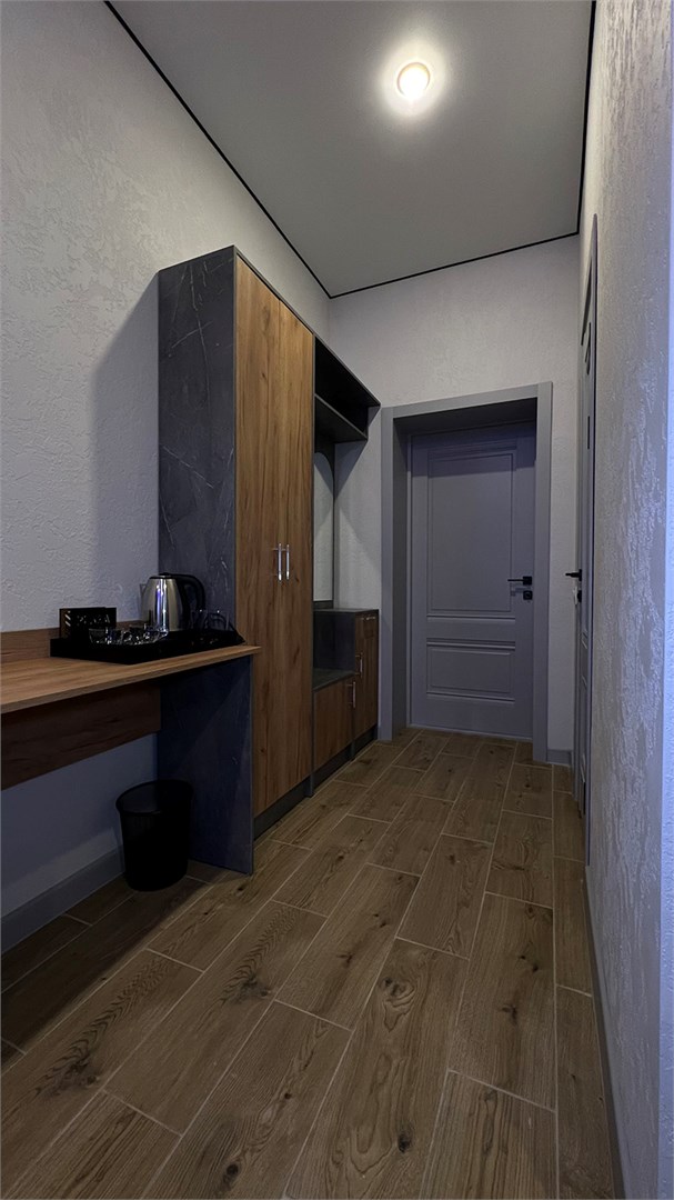 HOTEL PLAZA + - photo 3