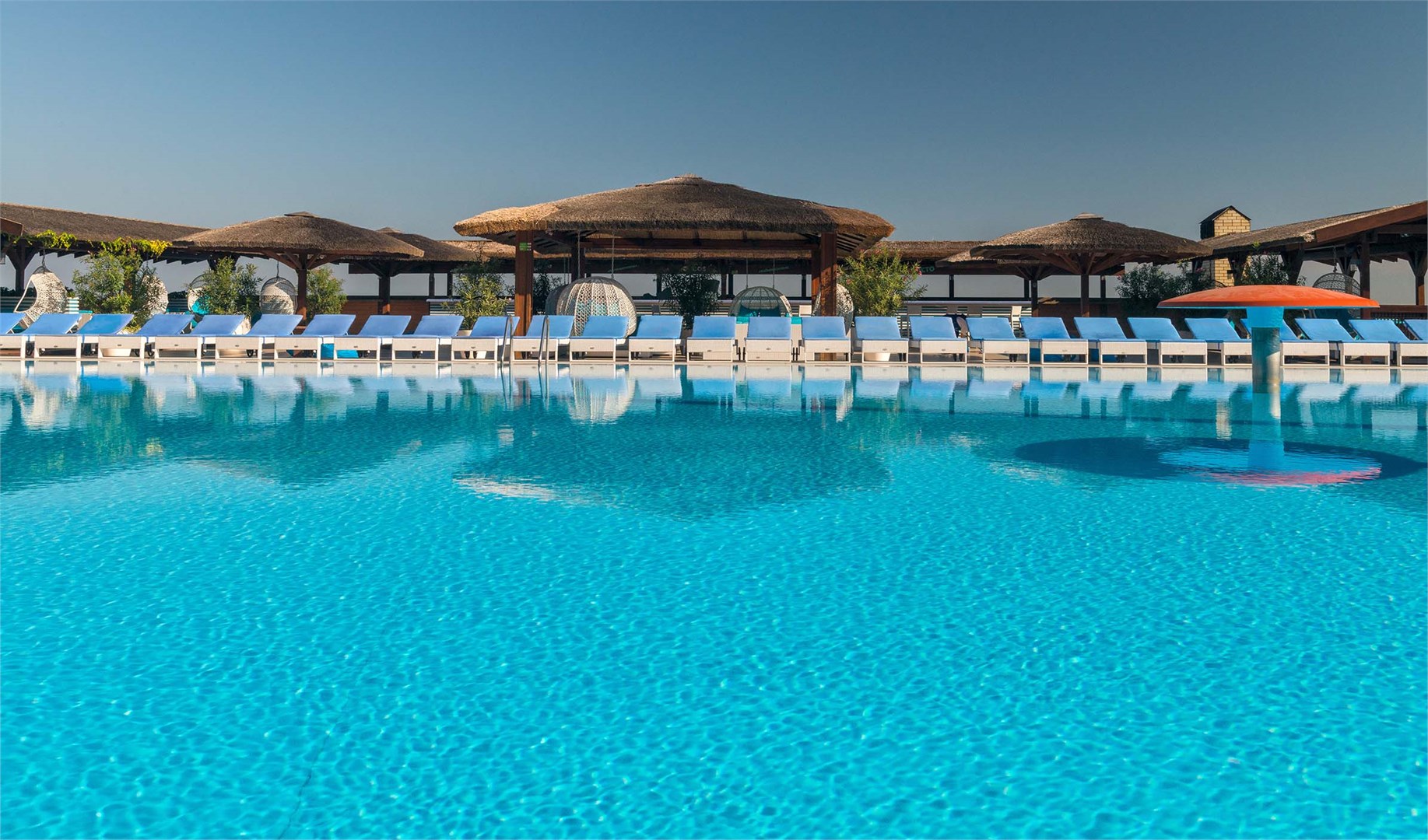 Золотая бухта