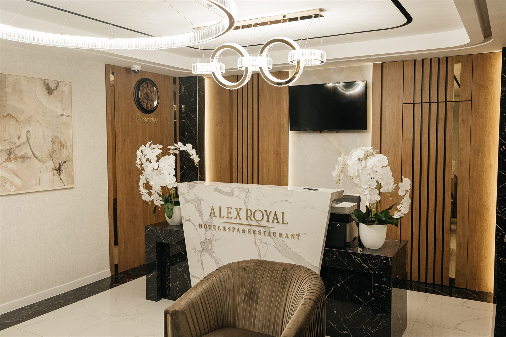 Alex Royal - photo 5