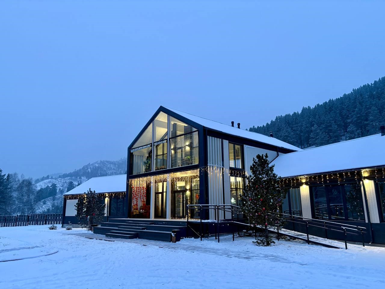 Игуана Бутик Отель