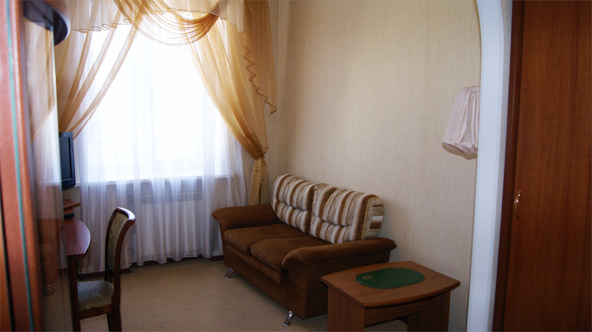 Гостиница Сибирь - photo 2