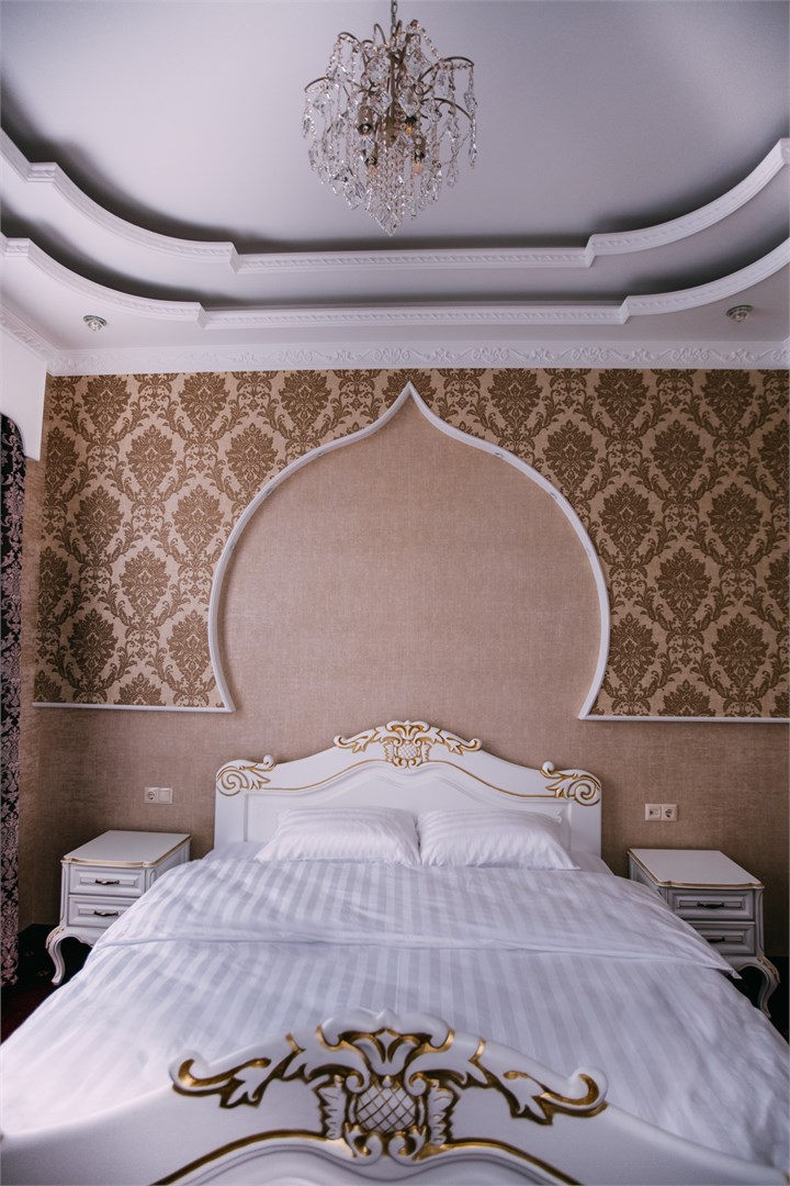 Caesar Royal Palace - photo 2