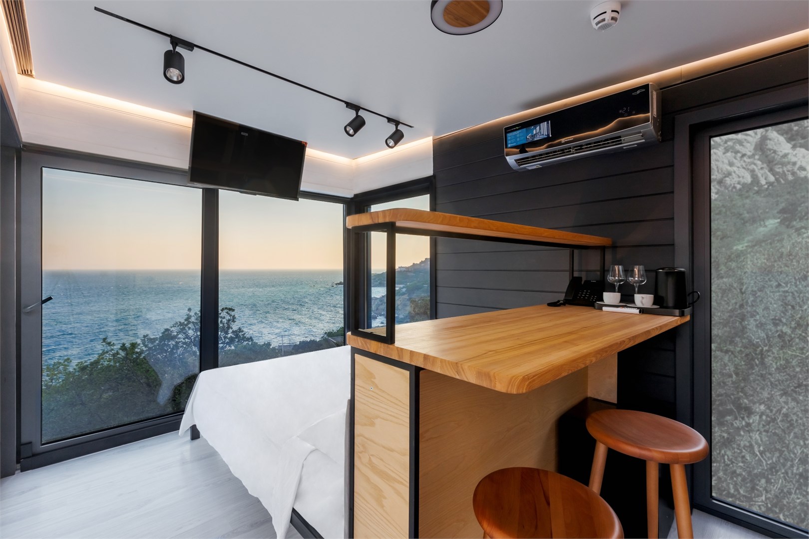 Эко-отель ТРОПЫ.Батилиман - photo 2