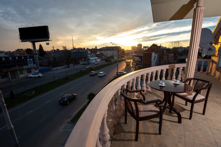 Bridge Hotel - photo 4