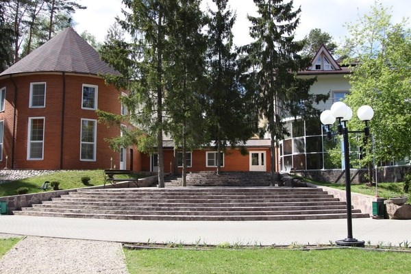 Загородный отель "Хижина" - photo 2