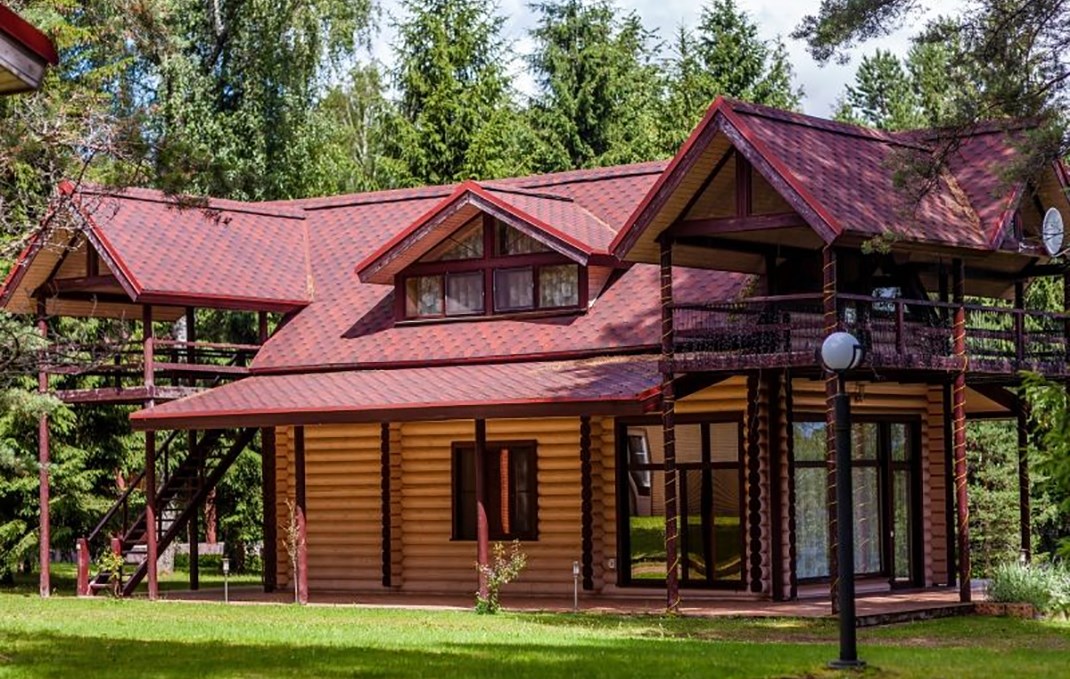 Загородный отель "Хижина"
