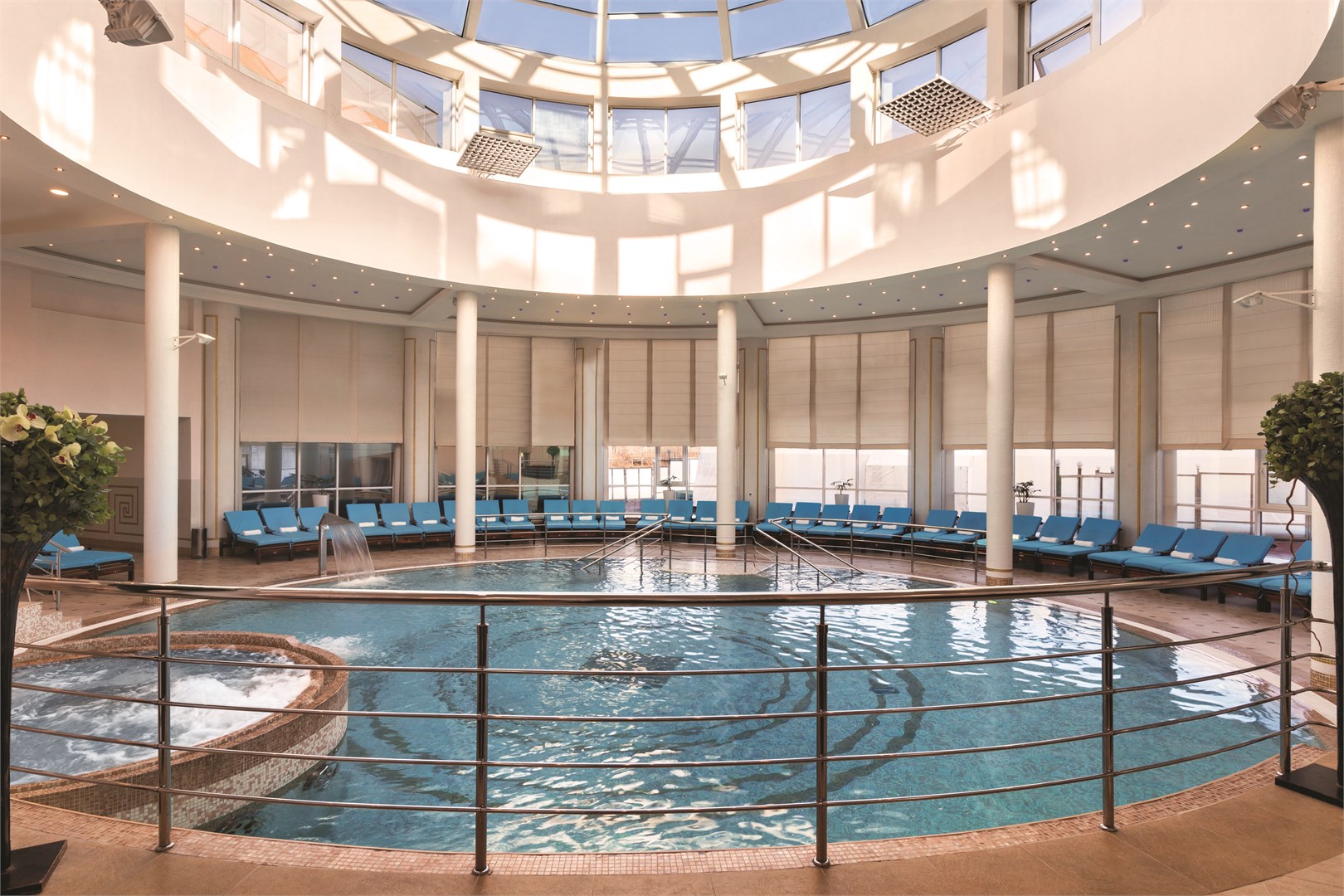 Ramada By Wyndham Yekaterinburg Hotel & Spa - photo 2