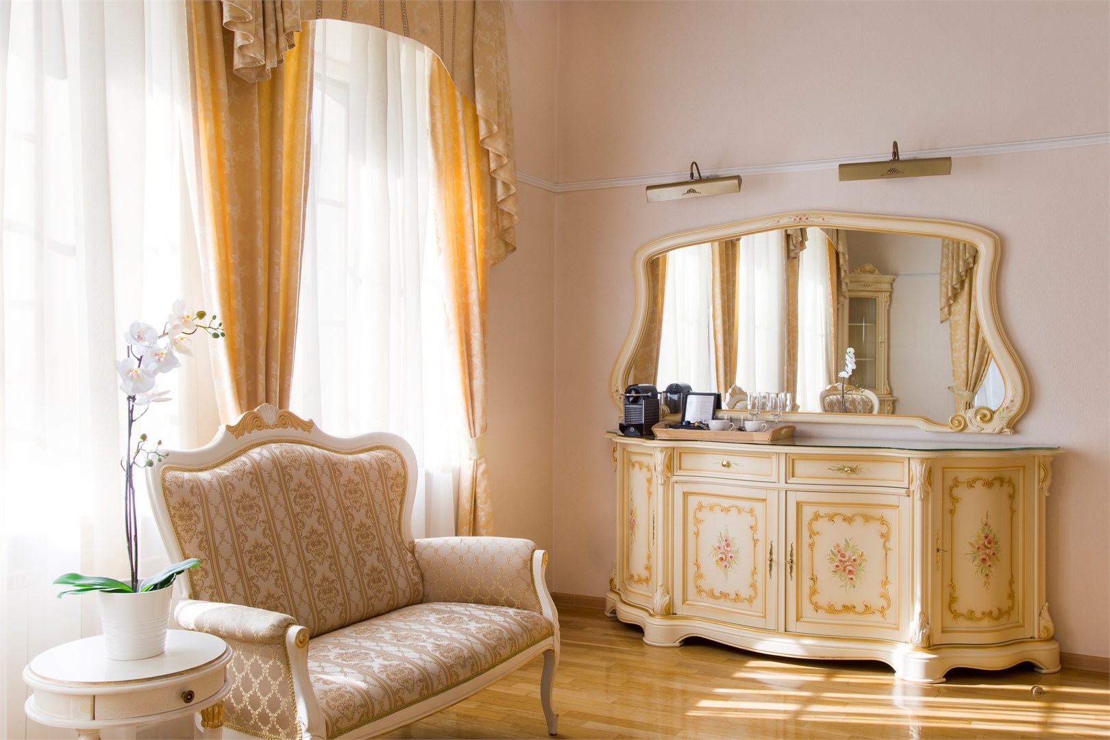 Аристократ Бутик отель - photo 3