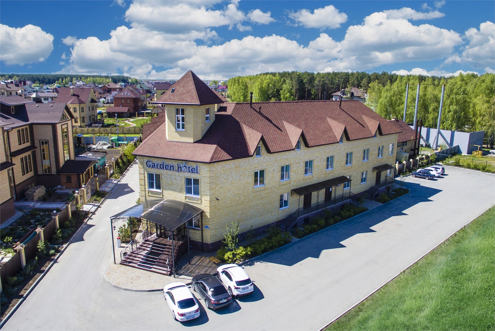 Garden Hotel - photo 4