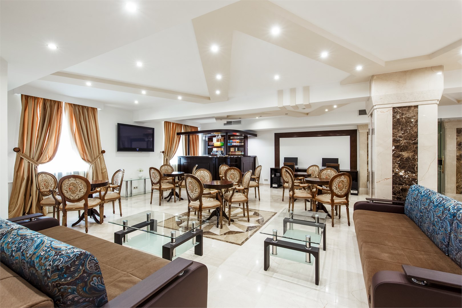 Moscow Holiday Hotel - photo 3
