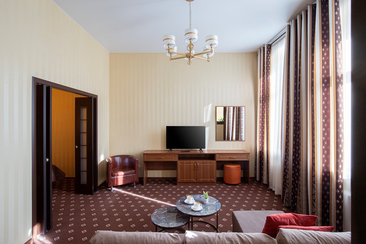 My Favourite Garden Hotel - photo 4