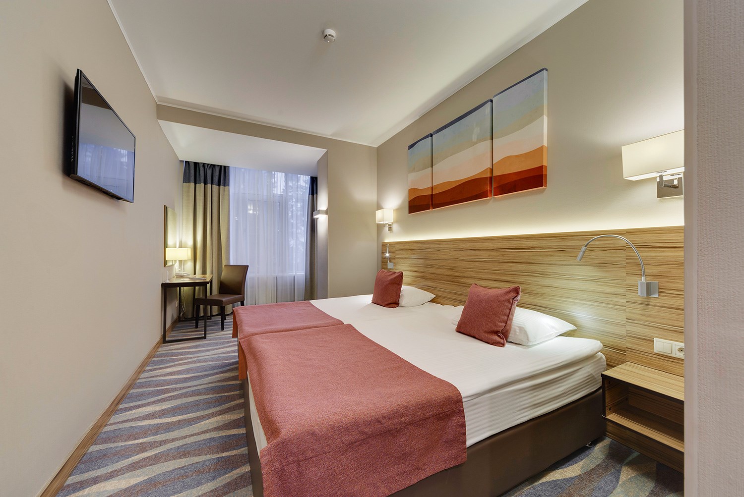 РЕПИНО ПАРК ОТЕЛЬ