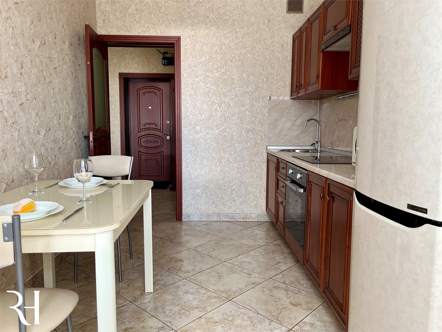 Рич Хотелс - photo 4