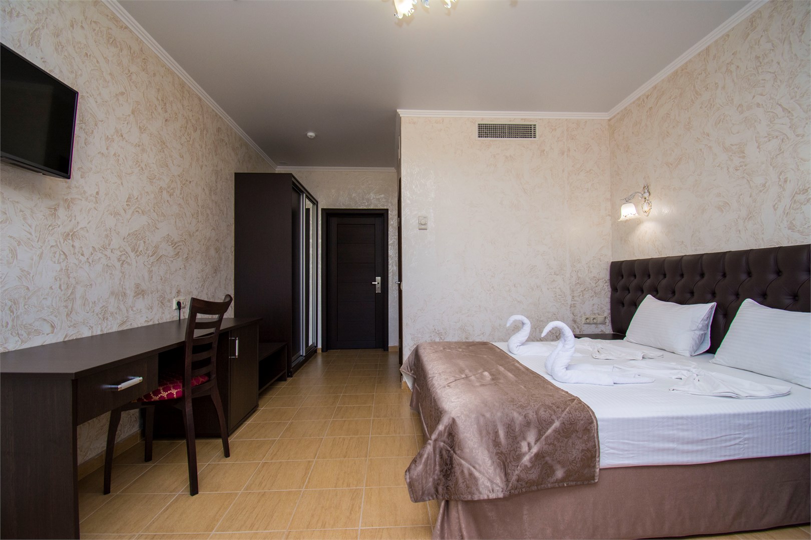 Отель "Grand Noy" - photo 2