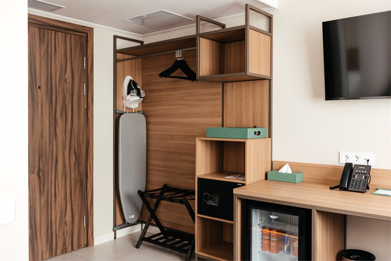 Крона (бывший Версаль) - photo 4