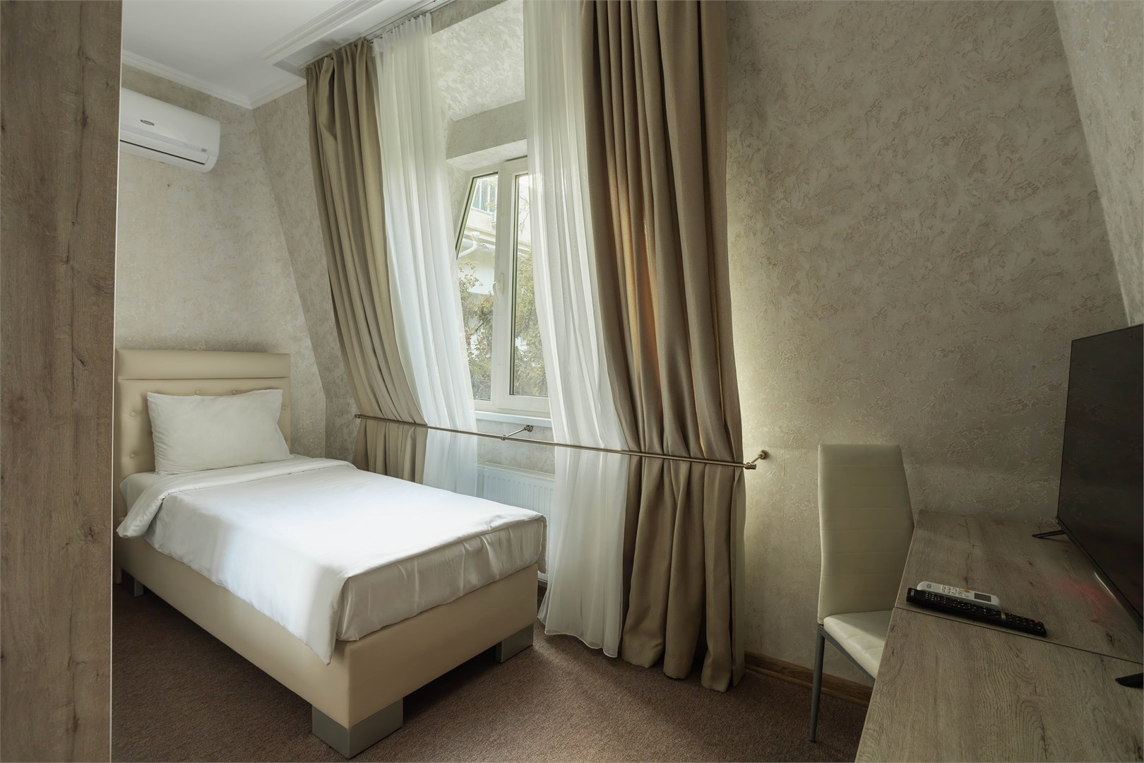 Парк-отель «Кавказ»