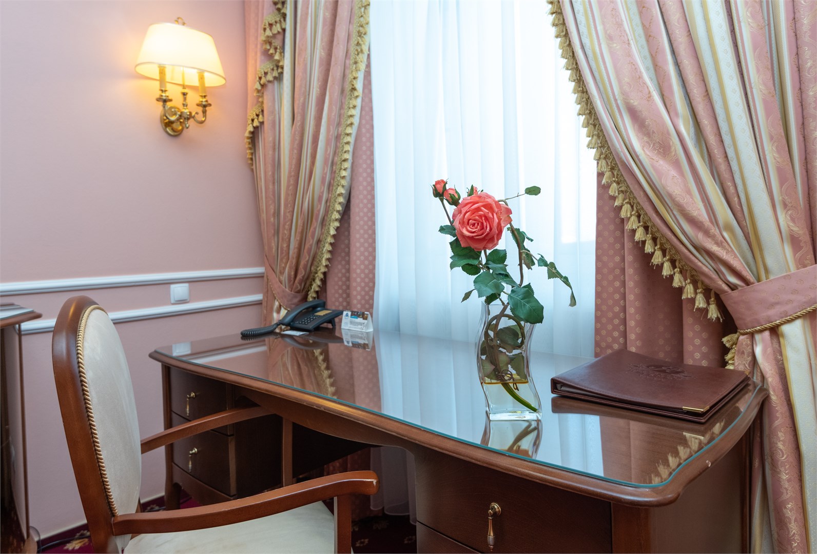 Гостиница "Ямбург" - photo 2