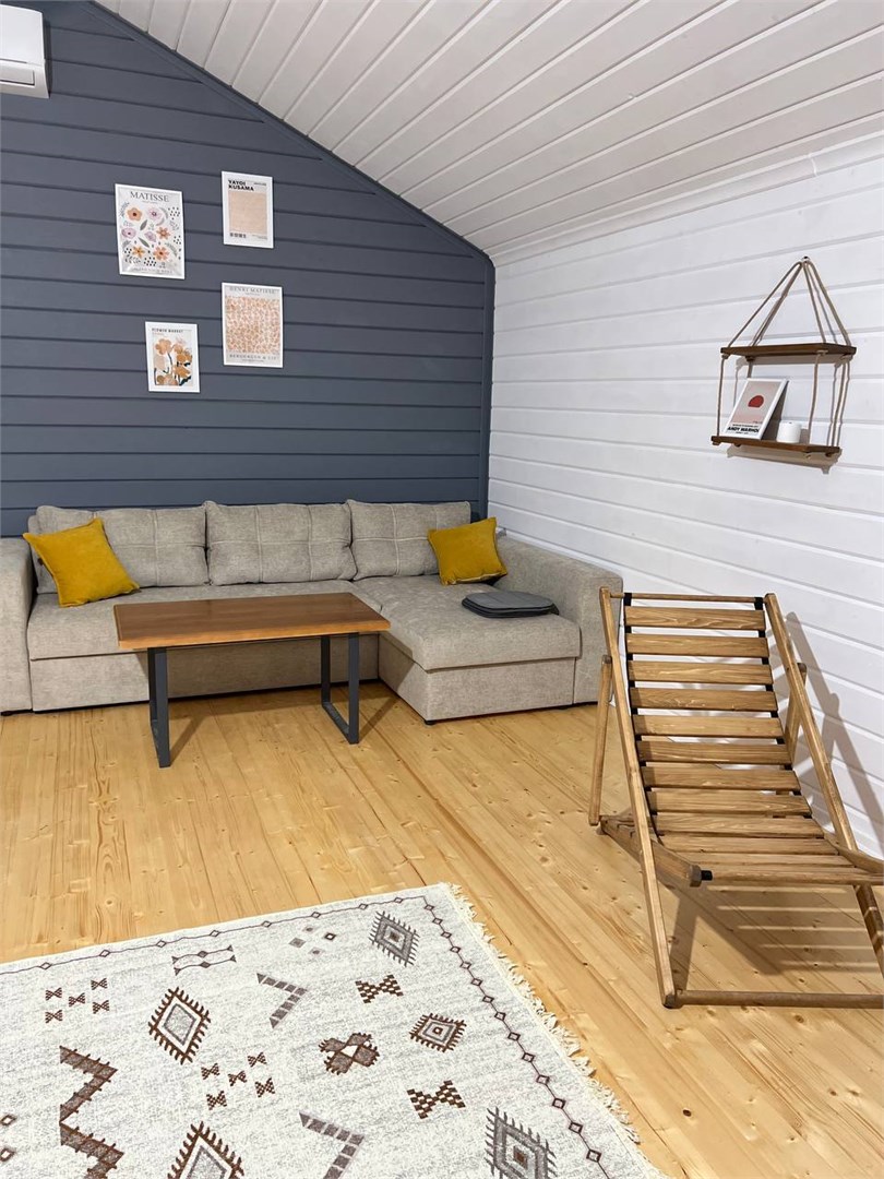 Moon House - photo 3