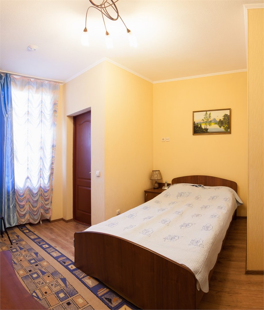 Family Hotel - photo 2