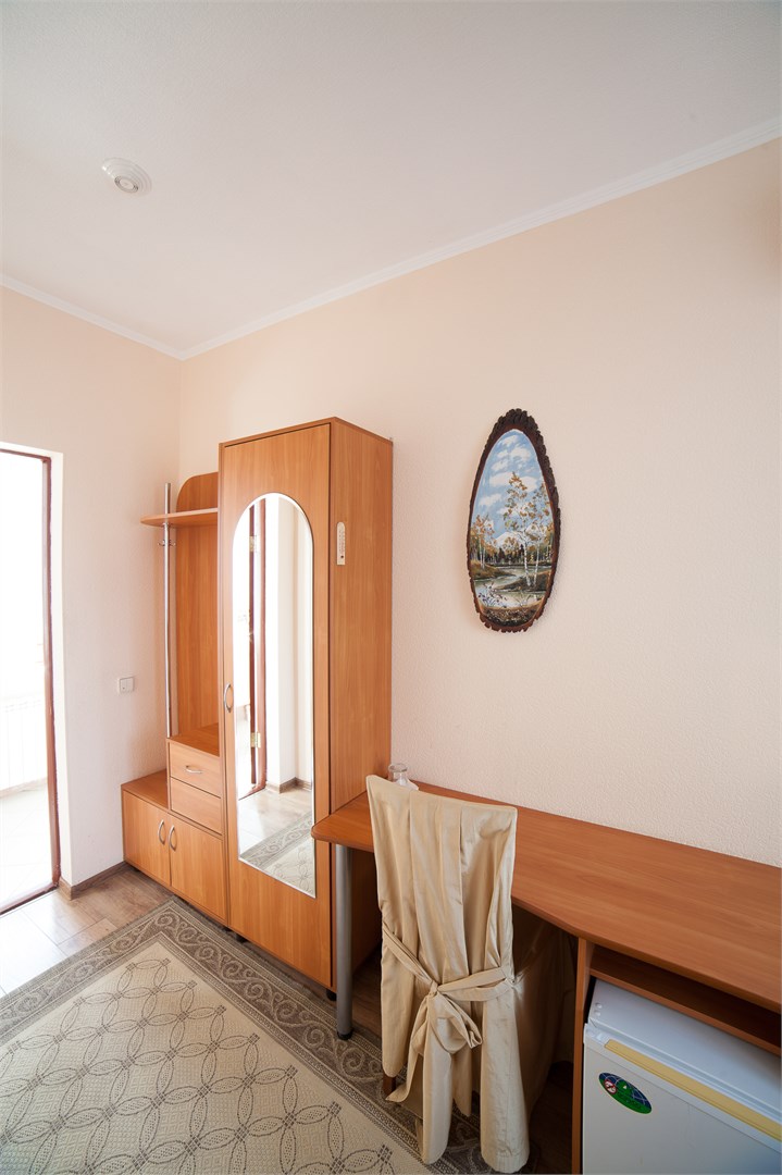 Family Hotel - photo 4