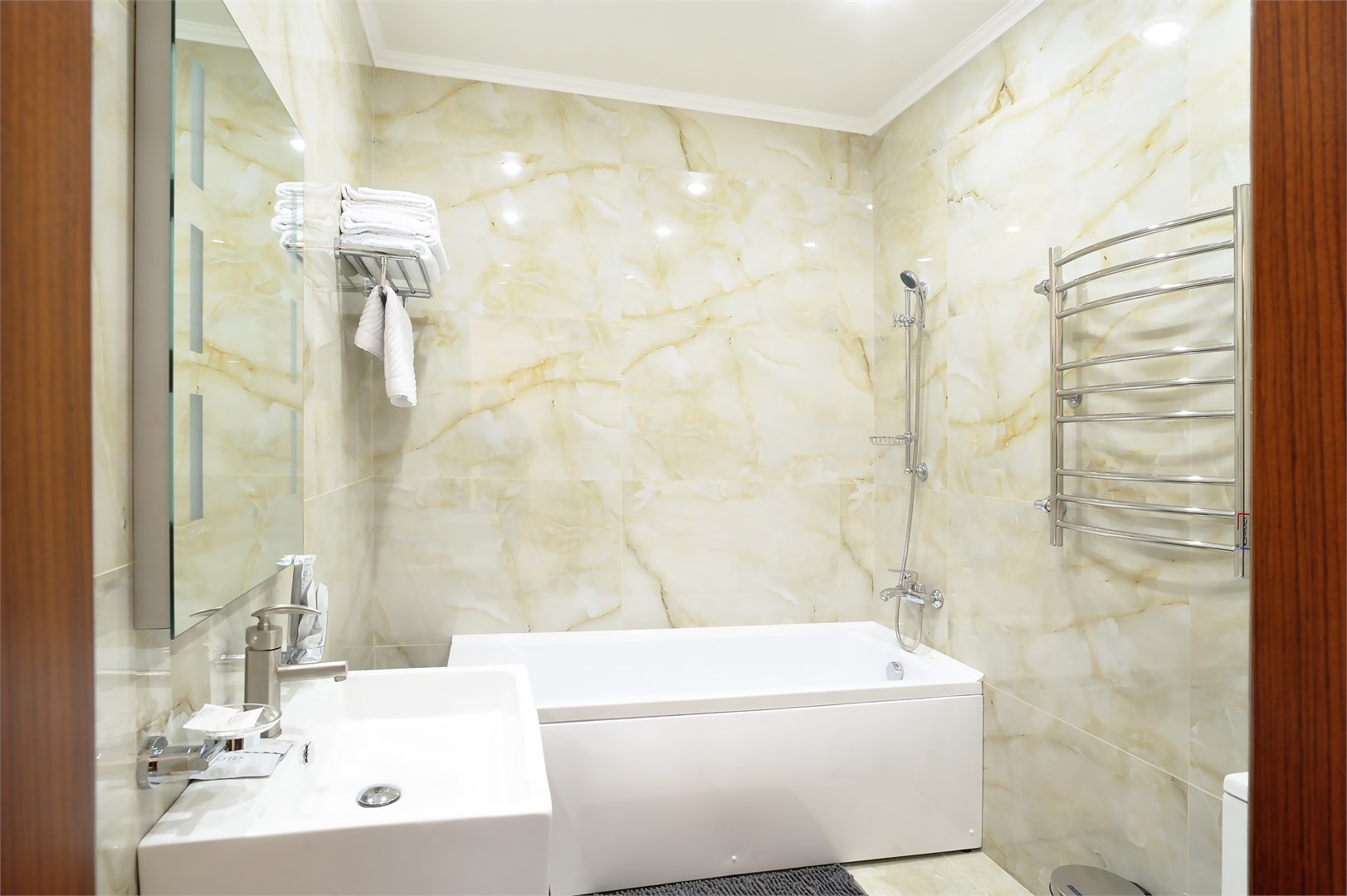 ROYAL HOTEL RIZ - photo 4