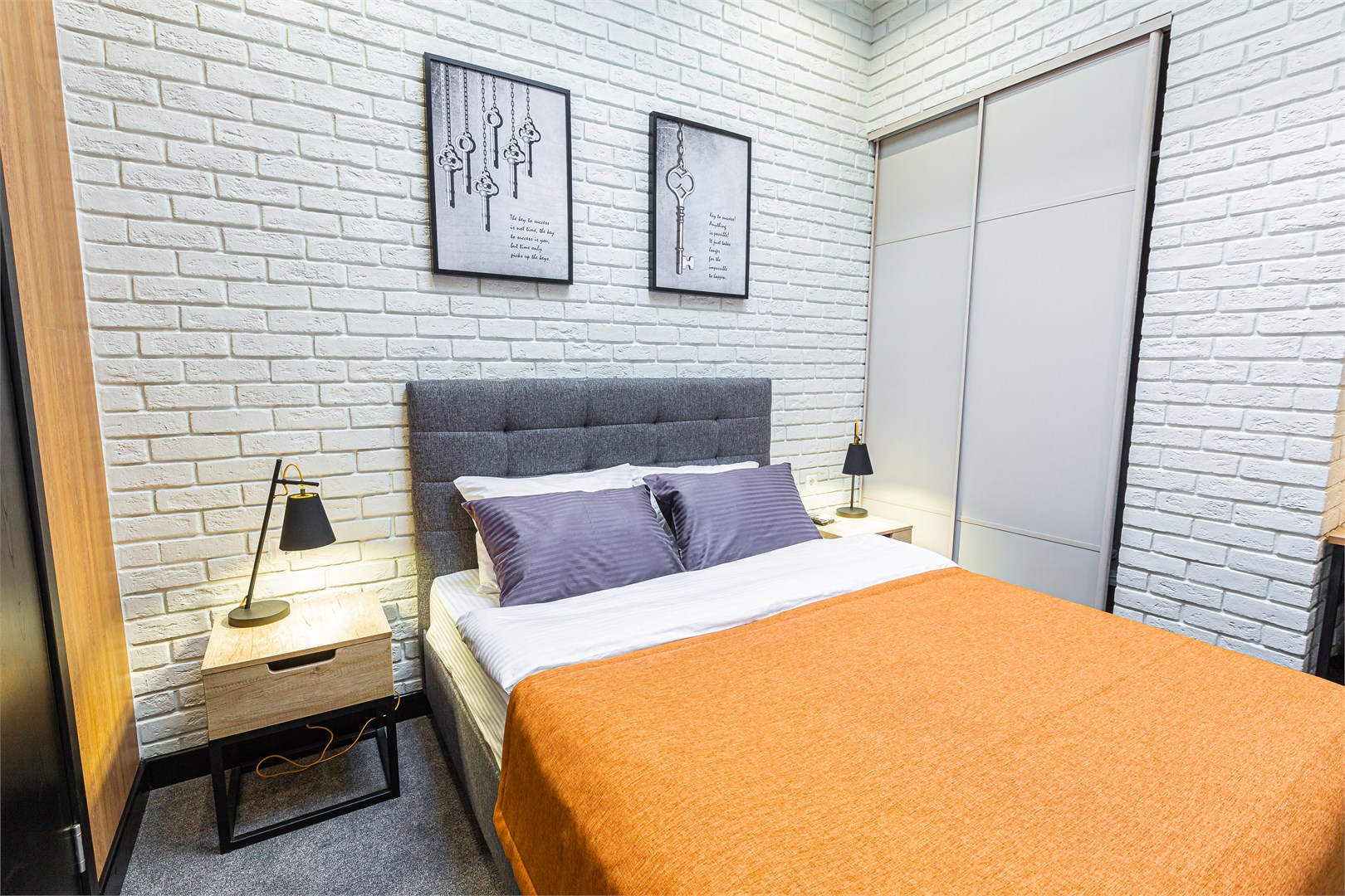 KEY HOTEL - photo 2
