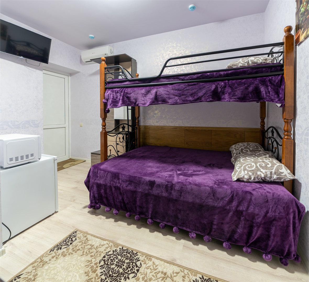 ALEON HOTEL - photo 2
